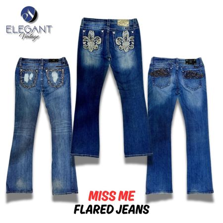 Miss Me Flared Jeans - 30 pieces