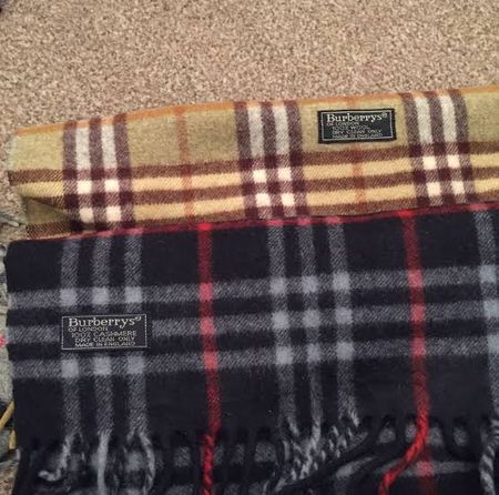 Écharpes Burberry 45pcs