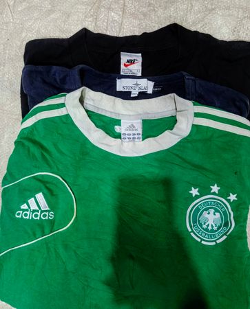 Stone Island und Mix-Brand-T-Shirts