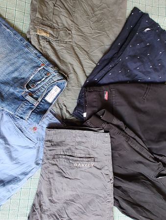 Dickies/Oakley And Mix Branded Mens Shorts 14 Pcs