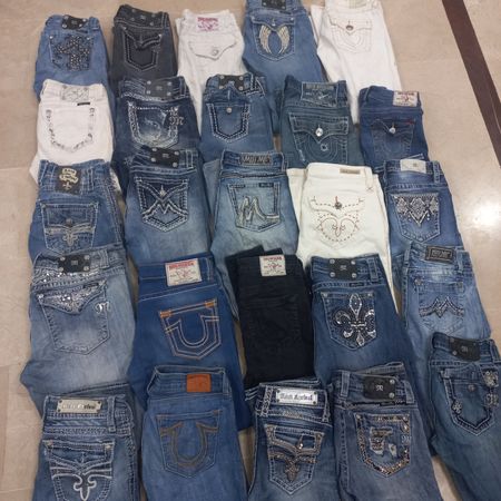 Miss Me Jeans Bundle with other brands-a 25 Pcs bundle