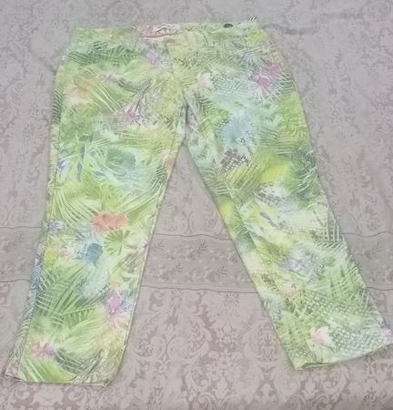 女性用プリントパンツ