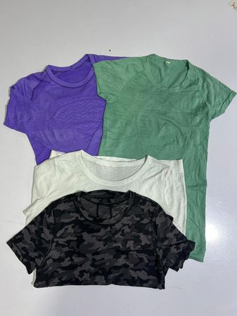 T-SHIRTS LULULEMON