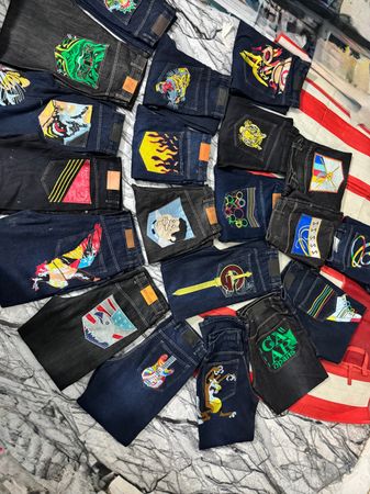 ヴィンテージ バギー ヒップホップ ジーンズ – 刺繍デニム | ストリートウェアスタイル