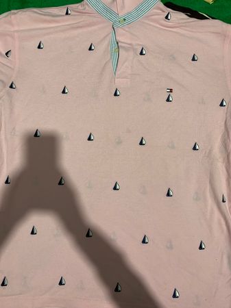 Tommy Hilfiger T shirts