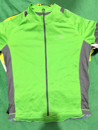 Cycle T-Shirts 44 Stück