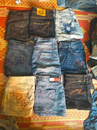 TOMMY JEANS AND OTHER MIX BRANDS WOMEN WEAR MINI SKIRTS (MR 506)
