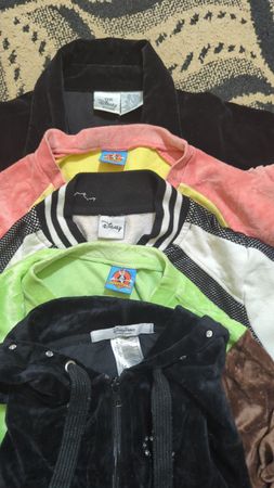 SD107 - Disney Ladies Tops - 5 Pieces