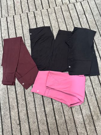 Lululemon leggings mix