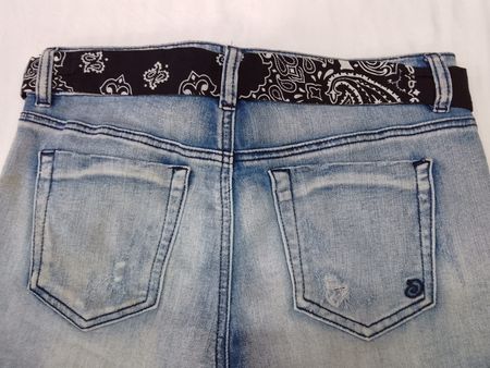 CV0015 Upcycled Ladies Bandana Shorts.