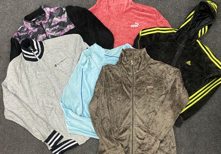 SD0115 - Hauts en velours pour dames Mix Brand - 60 pièces