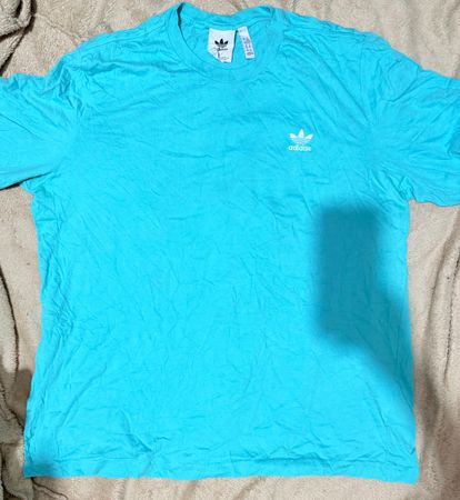 Adidas T shirts 23 pieces
