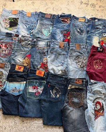 日本の刺繍ショートパンツ