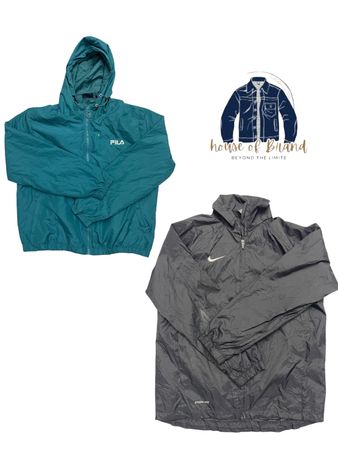 Jaqueta corta-vento Nike e Fila