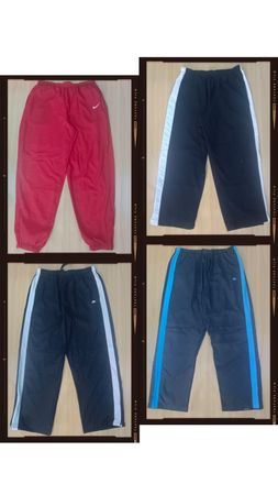 JA 0275 Vintage Nike Baggy Trousers - 14 pieces