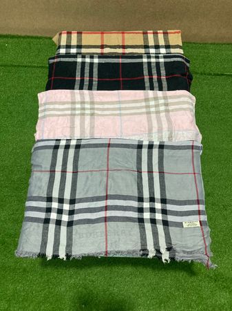 écharpes Burberry