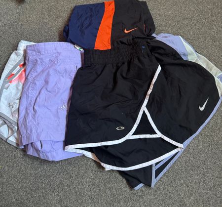 mix branded short