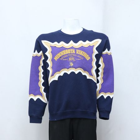 CR-60 Upcycled Mix Branded Unique Patchwork Sweatshirt