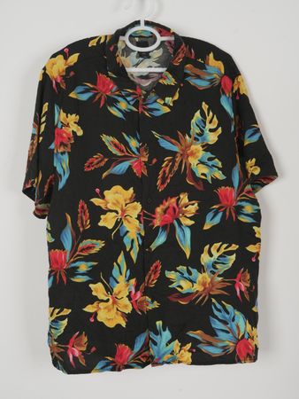 Hawaiianische Hemden