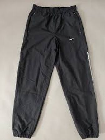 本物のヴィンテージNikeトラックパンツ