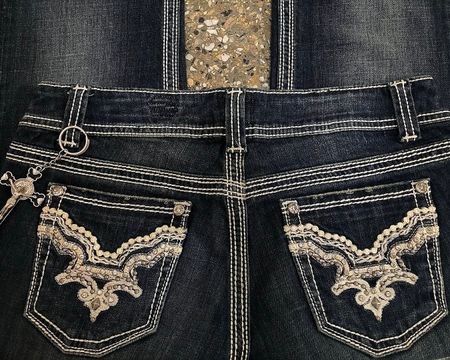 Miss Me Style Jeans Flare Stickerei