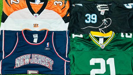 NFL NHL Mejistic Sport Shirts 18 Pcs