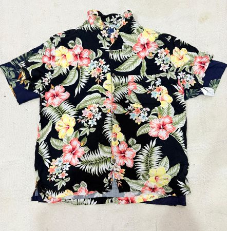 Hawaii Shirts 50 pieces