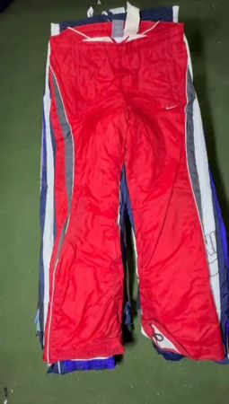 ナイキ トラックパンツ