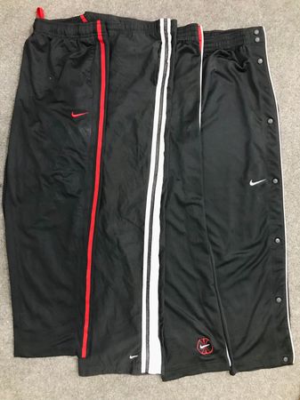 ナイキ トラックパンツ