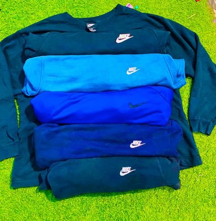 Vintage NIKE sweatshirts