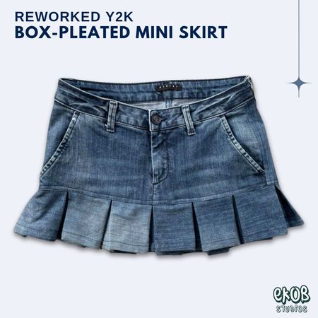 Saia Mini Y2K Upcycled de Denim Reciclado