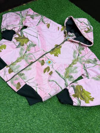 Carhartt pink Real Tree Rework style active jackets
