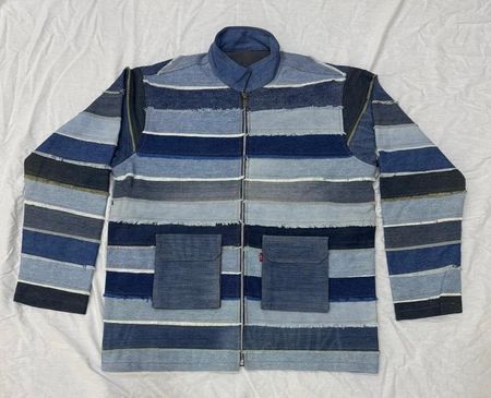 Jaquetas de Denim com Cinto Levi's Recicladas