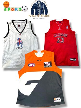 T-shirt sportive di marca mista