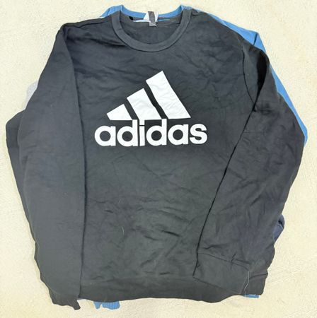 Branded Sweatshirts 17 pieces