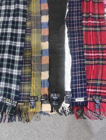 Preciosas bufandas Barbour
