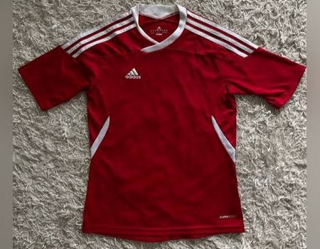 Adidas T-shirts B-005