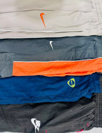 ナイキ トラックパンツ