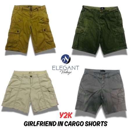 Y2K Freundin in Cargo-Shorts - EV0424