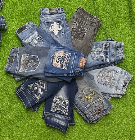 Y2K woman’s jeans 19 pieces