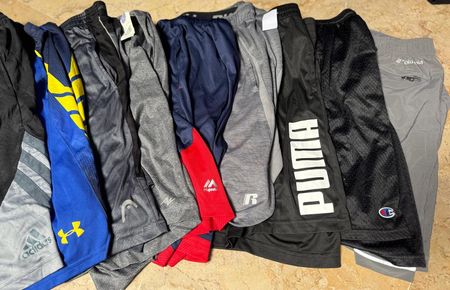 Nike, Adidas, Champion, Puma Pantaloni Sportivi Corti