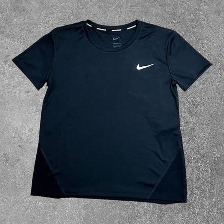 Nike Authentisches T-Shirt