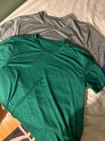 T-shirt classique Nike