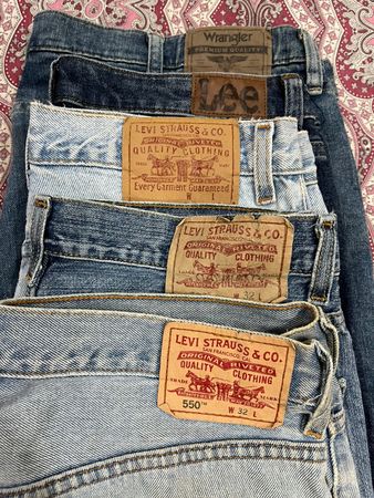 Lee, Levis, Wrangler Shorts
