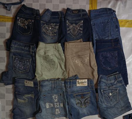 MISS VIGOSS AND OTHER MIX BRANDS MINI SHORTS (MD 1215)
