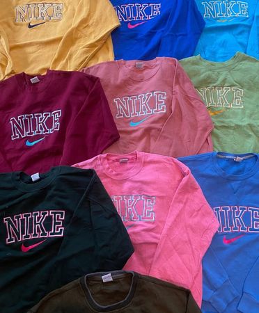 Moletins estilo rework da Nike