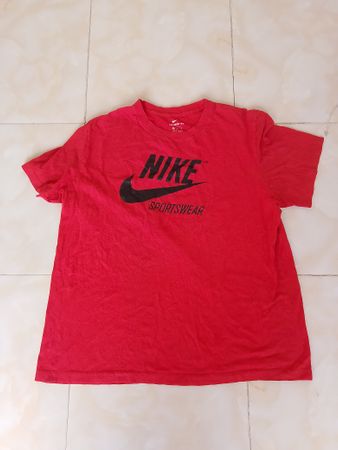 T-shirt Nike