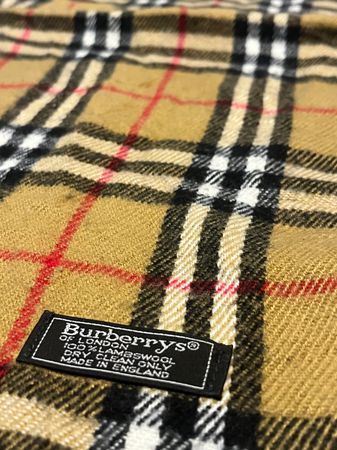 バーバリーのスカーフ