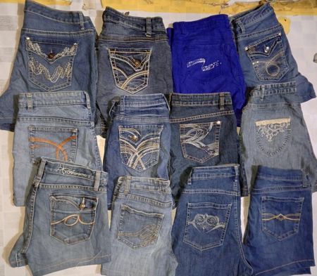 CATO AND OTHER BRANDS MINI SHORTS (ID 693)