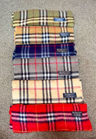 Écharpes Burberry